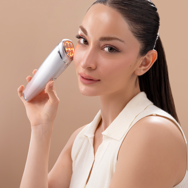 6-in-1 Skinsync Glow Wand RF Booster